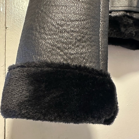 ✨ PrettyLittleThing Black Faux Leather Aviator Jacket 🖤 Size 4 ✨ - Picture 6 of 12